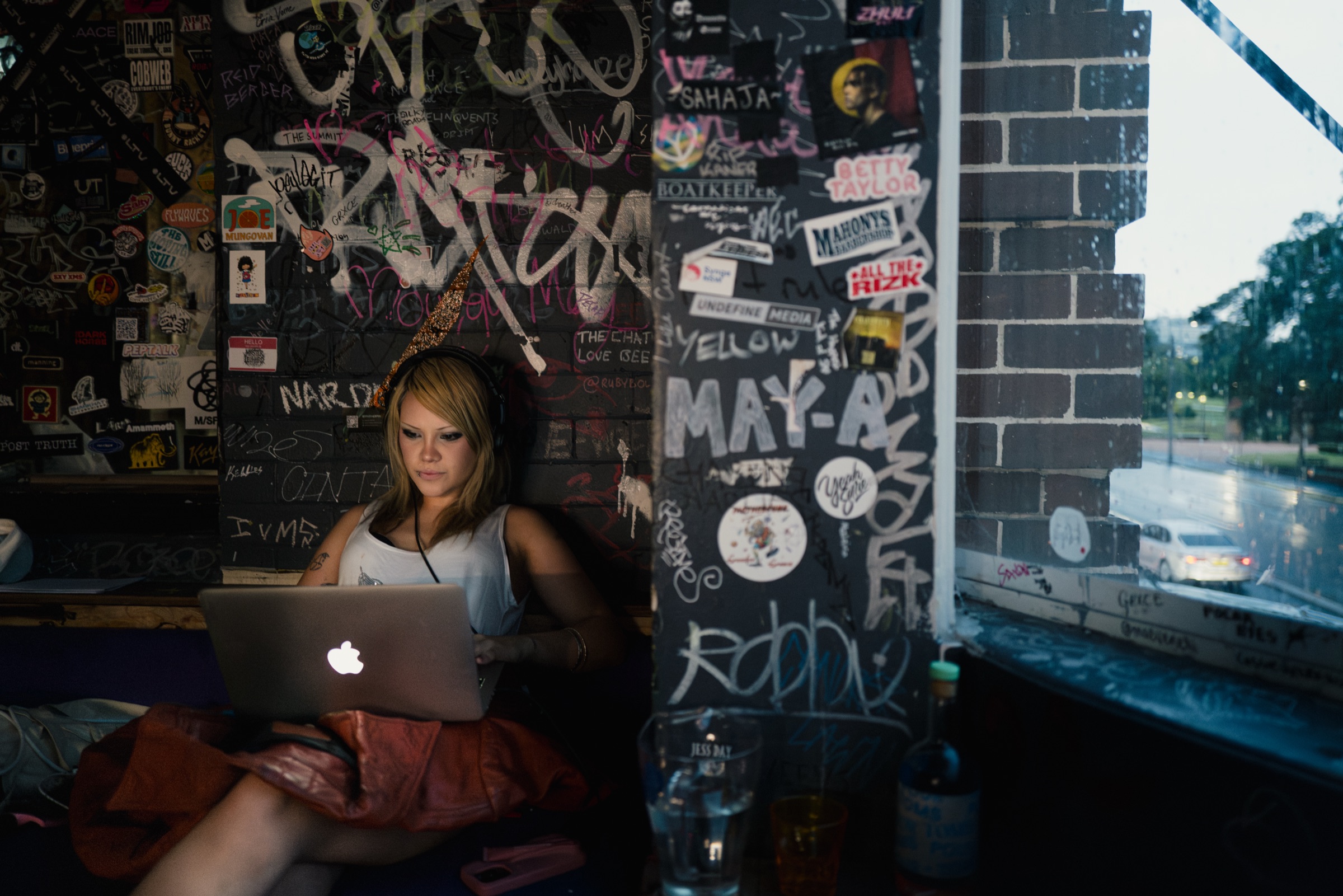 Cat & Calmell - Backstage 2